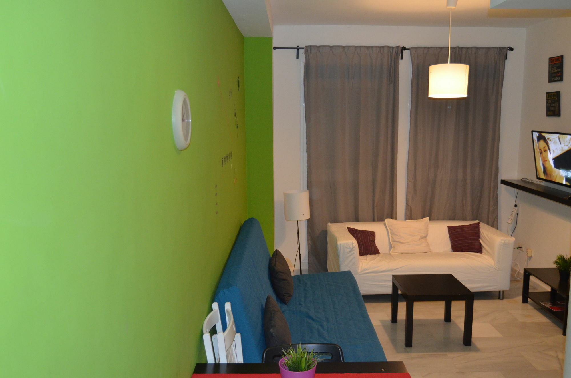 Apartamentos Canasteros Malaga Zewnętrze zdjęcie